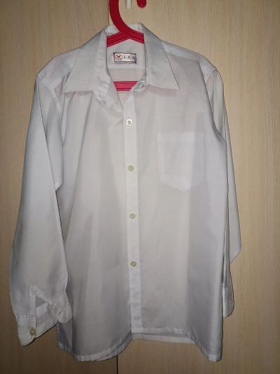 Лот: 20684918. Фото: 1. Белая рубашка 134-146. Рубашки, блузки, водолазки