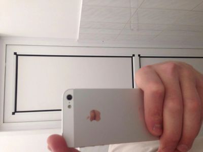 Лот: 4465639. Фото: 1. Iphone 5 64gb белый. Смартфоны