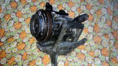 Лот: 10954571. Фото: 1. Насос кондиционера subaru EJ202. Двигатель и элементы двигателя