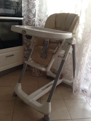 Лот: 4490210. Фото: 1. Стульчик для кормления Peg Perego... Стульчики для кормления