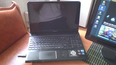 Лот: 6750007. Фото: 1. Sony Vaio SVE1511V1Rb, возможен... Ноутбуки