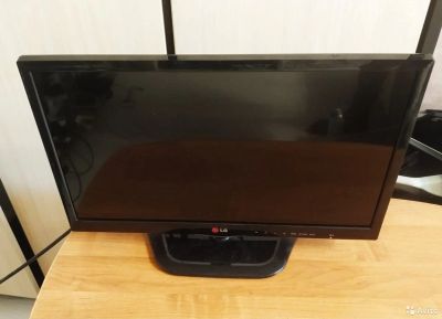 Лот: 18019413. Фото: 1. Телевизор lg 22ln450u. Телевизоры