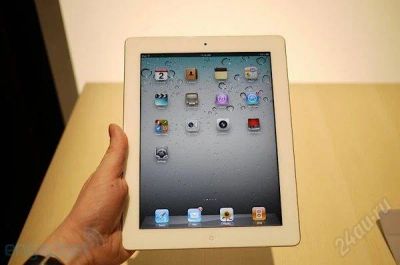 Лот: 1594714. Фото: 1. iPad 2 16GB 3G Wi-Fi White. Планшеты