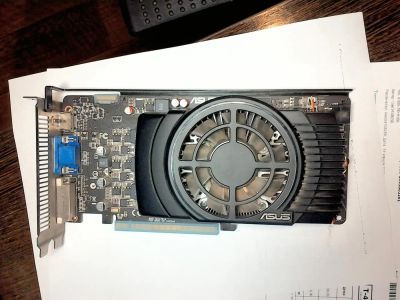 Лот: 5415963. Фото: 1. asus EAH5770 CUcore/G/2DI/1GD5. Видеокарты