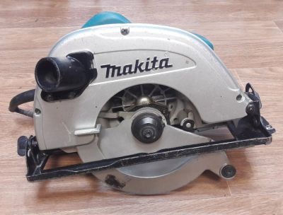 Лот: 10834499. Фото: 1. Makita 5704R. Электроинструмент