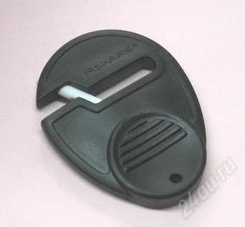 Лот: 609732. Фото: 1. Продам точилку для ножниц Fiskars... Швейный и вязальный инструмент