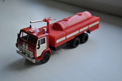 Лот: 7699635. Фото: 1. Камаз 53213 пожарный. Элекон. Автомоделизм