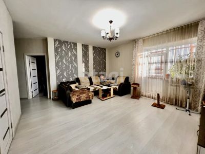 Лот: 25294789. Фото: 1. 3-комн. квартира , Красноярск... Квартиры, студии