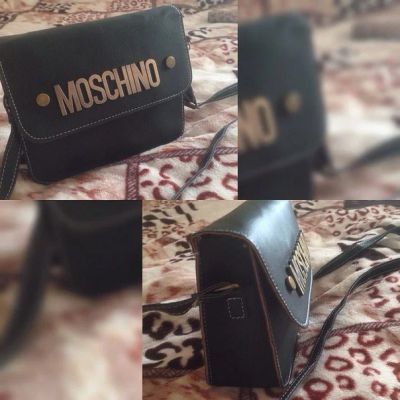 Лот: 7101980. Фото: 1. Сумочка moschino совершенно новая. Сумки