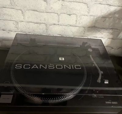 Лот: 21140829. Фото: 1. Проигрыватель винила Scansonic. Виниловые проигрыватели и электрофоны