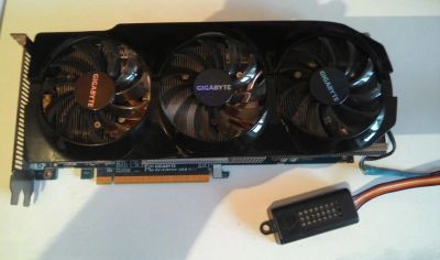 Лот: 4481324. Фото: 1. Продам видеокарту Gigabyte Radeon... Видеокарты