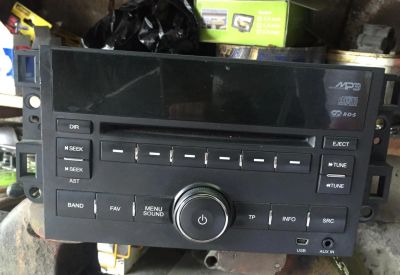 Лот: 9949481. Фото: 1. Магнитола штатная Chevrolet Aveo. Автомагнитолы