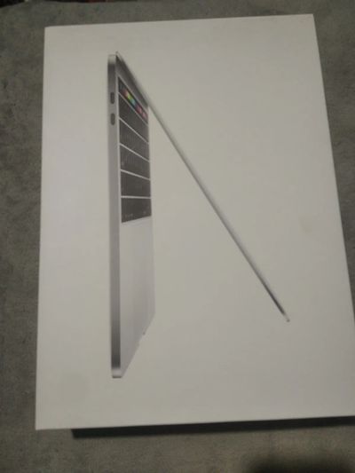 Лот: 25789136. Фото: 1. Коробка от Macbook pro A1989. Другое (компьютеры, оргтехника, канцтовары)