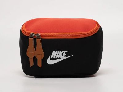 Лот: 24974166. Фото: 1. Поясная сумка Nike. Сумки