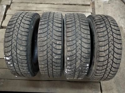 Лот: 12717232. Фото: 1. Bridgestone ice cruiser 5000 r13. Шины