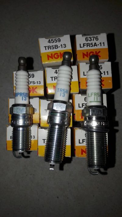 Лот: 12991112. Фото: 1. Свечи зажигания NGK LFR5A-11... Двигатель и элементы двигателя