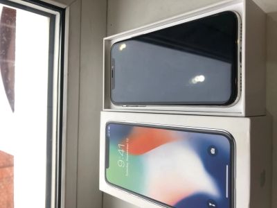 Лот: 14905416. Фото: 1. iPhone X 64гб. Смартфоны