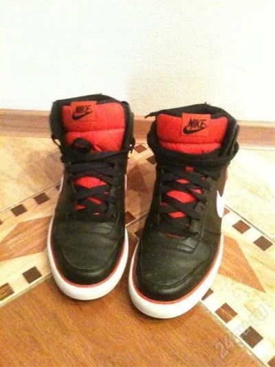 Лот: 2705469. Фото: 1. Кроссовки NIKE. Кеды, кроссовки, слипоны