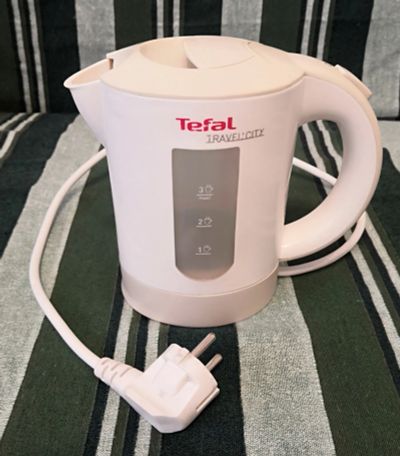 Лот: 21103193. Фото: 1. Чайник электрический Tefal 0,6... Чайники, кофемашины, кулеры