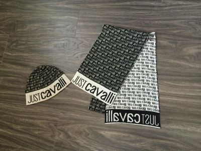 Лот: 4268303. Фото: 1. Шапка и шарф Just Cavalli (женские... Шарфы, платки