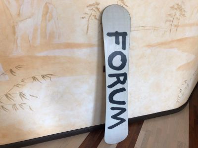 Лот: 13343655. Фото: 1. Сноуборд Forum. Сноуборды