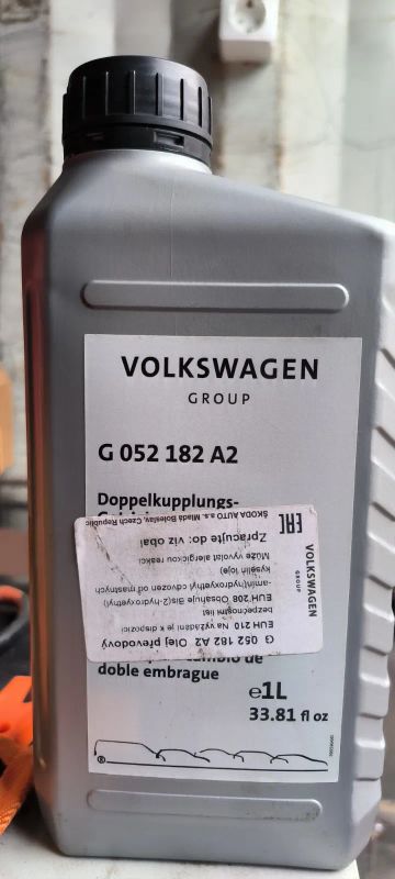 Лот: 22173584. Фото: 1. Масло для DSG Vag G 052182A2. Масла, жидкости