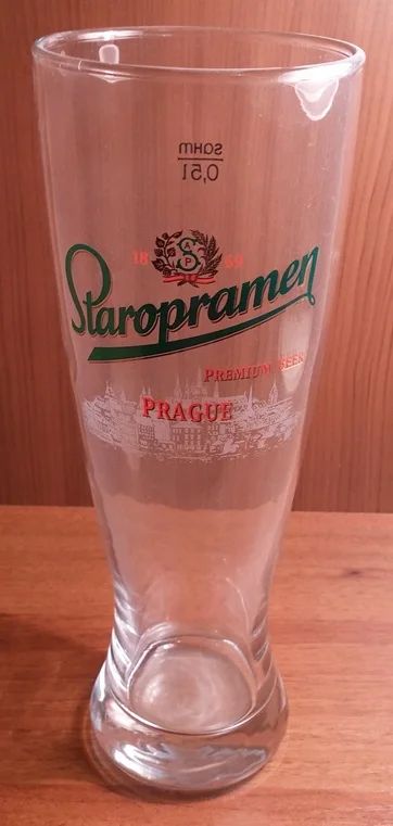 Лот: 6511006. Фото: 1. Пивной бокал "Staropramen". Кружки, стаканы, бокалы