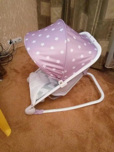Лот: 9998604. Фото: 1. Шезлонг Happy Baby Bouncer. Ходунки, прыгунки, качели