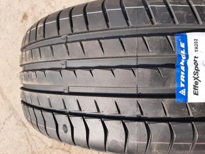Лот: 25268037. Фото: 1. Летняя резина 235/55 R-17 "Triangle... Шины