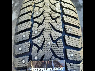 Лот: 23510679. Фото: 1. Зимняя резина 285/60 R-18 " Royal... Шины