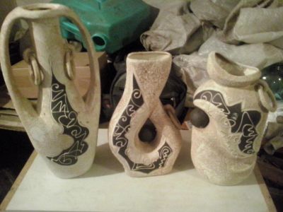 Лот: 5072462. Фото: 1. Три вазы в греческом стиле. Вазы