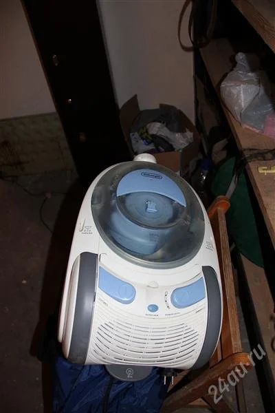 Лот: 1297993. Фото: 1. Пылесос delonghi aqualand 1600w. Пылесосы, паровые швабры