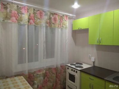 Лот: 8585749. Фото: 1. Сдам 2 комнатную на Павлова 32... Квартиры, студии