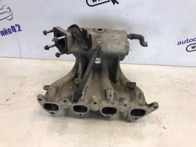 Лот: 21707312. Фото: 1. коллектор впускной Geely MK LG1. Двигатель и элементы двигателя