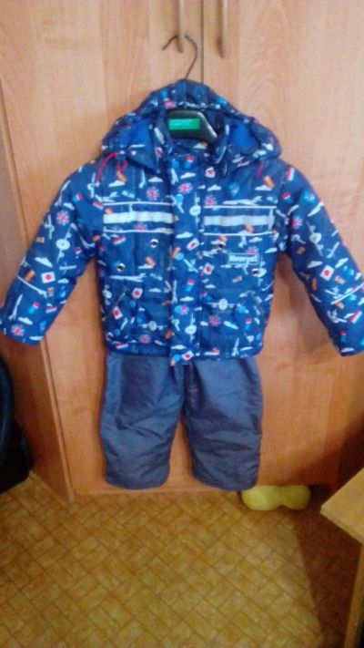 Лот: 8094675. Фото: 1. Демисезонный костюм для мальчика. Верхняя одежда