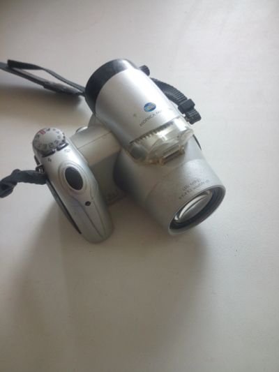 Лот: 11669627. Фото: 1. Konica Minolta DiMAGE Z10. Цифровые компактные