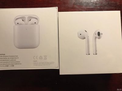 Лот: 13962438. Фото: 1. Apple AirPods 2 with Charging... Наушники, гарнитуры