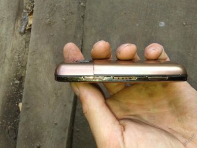 Лот: 5807449. Фото: 1. Nokia C6. Кнопочные мобильные телефоны