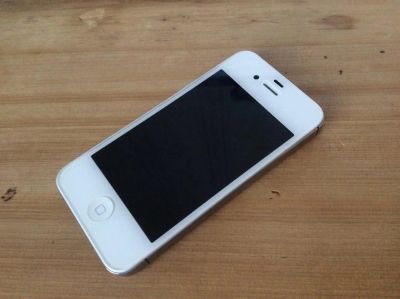 Лот: 5367679. Фото: 1. Iphone 4s. Смартфоны
