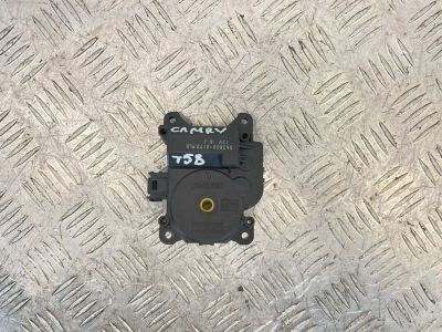 Лот: 25628714. Фото: 1. сервопривод заслонки печки Toyota... Двигатель и элементы двигателя