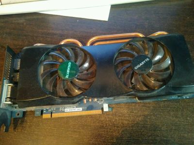 Лот: 15150357. Фото: 1. Видеокарта Gigabyte GV-R5870C-1GD. Видеокарты