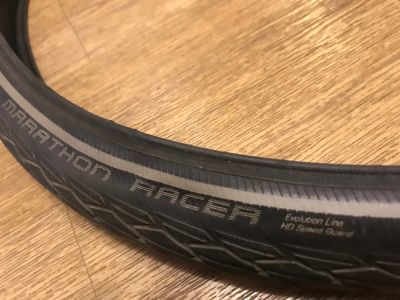 Лот: 14427101. Фото: 1. Покрышка-слик Schwalbe Marathon... Запчасти
