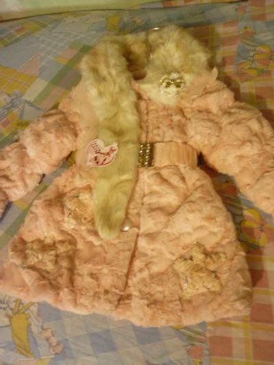 Лот: 12574684. Фото: 1. шуба новая на 7-9лет. Верхняя одежда