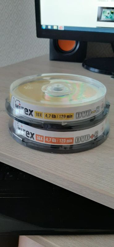 Лот: 16749420. Фото: 1. Диск DVD-R 16X 4,7GB болванка. CD, DVD, BluRay