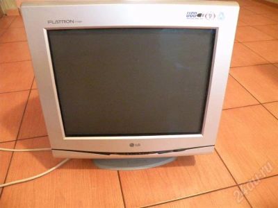 Лот: 217818. Фото: 1. Монитор 17 - LG Flatron F700P... ЭЛТ-мониторы