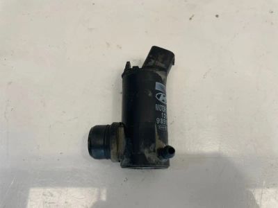 Лот: 21703578. Фото: 1. насос омывателя Hyundai Elantra... Двигатель и элементы двигателя