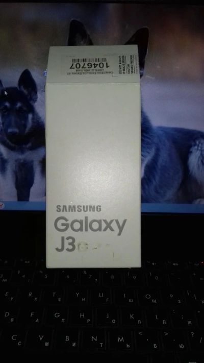Лот: 10080544. Фото: 1. Samsung Galaxy J3. Смартфоны