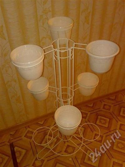 Лот: 302575. Фото: 1. стойка под цветы. Другое (комнатные растения и уход)