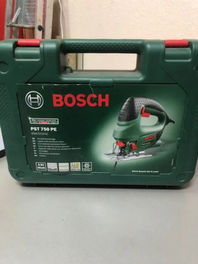 Лот: 17060955. Фото: 1. Электролобзик Bosch PST 750 PE. Электроинструмент