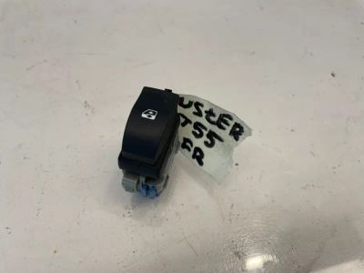 Лот: 22458857. Фото: 1. кнопка стеклоподъемника Renault... Другое (автозапчасти)